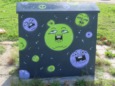 912099 Afbeelding van een van de drie beschilderde elektriciteitskastjes, op de hoek van de Van Zijstweg en de ...